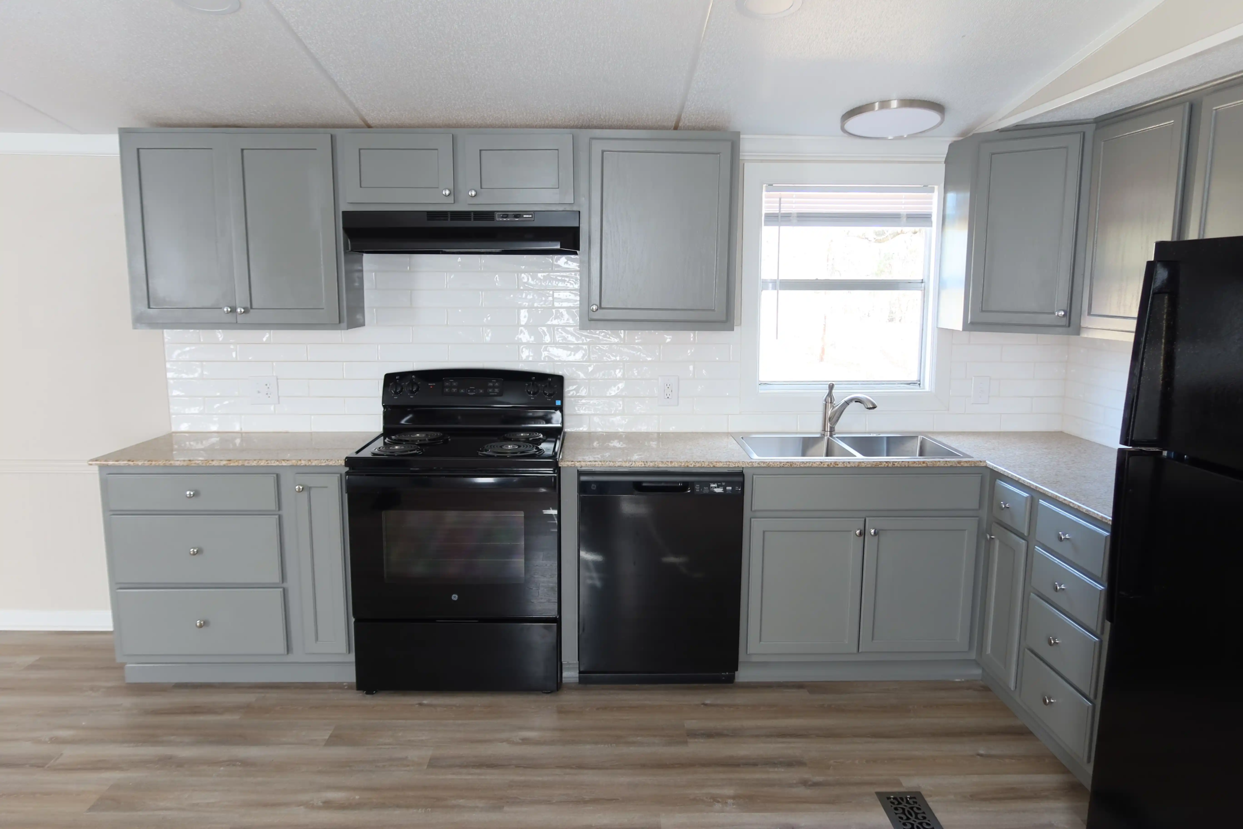 124 North Violet St (2) – Kitchen(1)