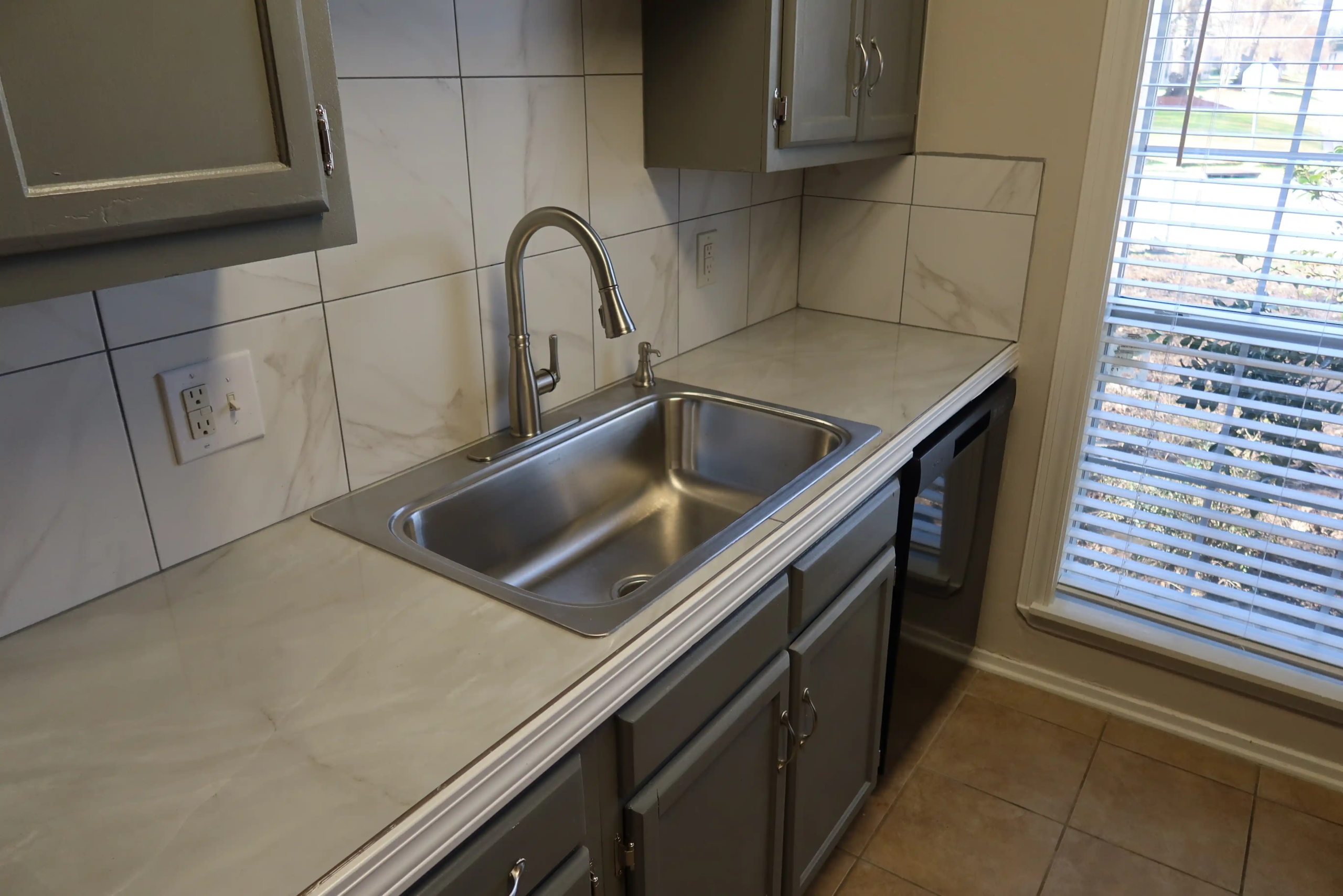 1430 Erin St – Kitchen(5)