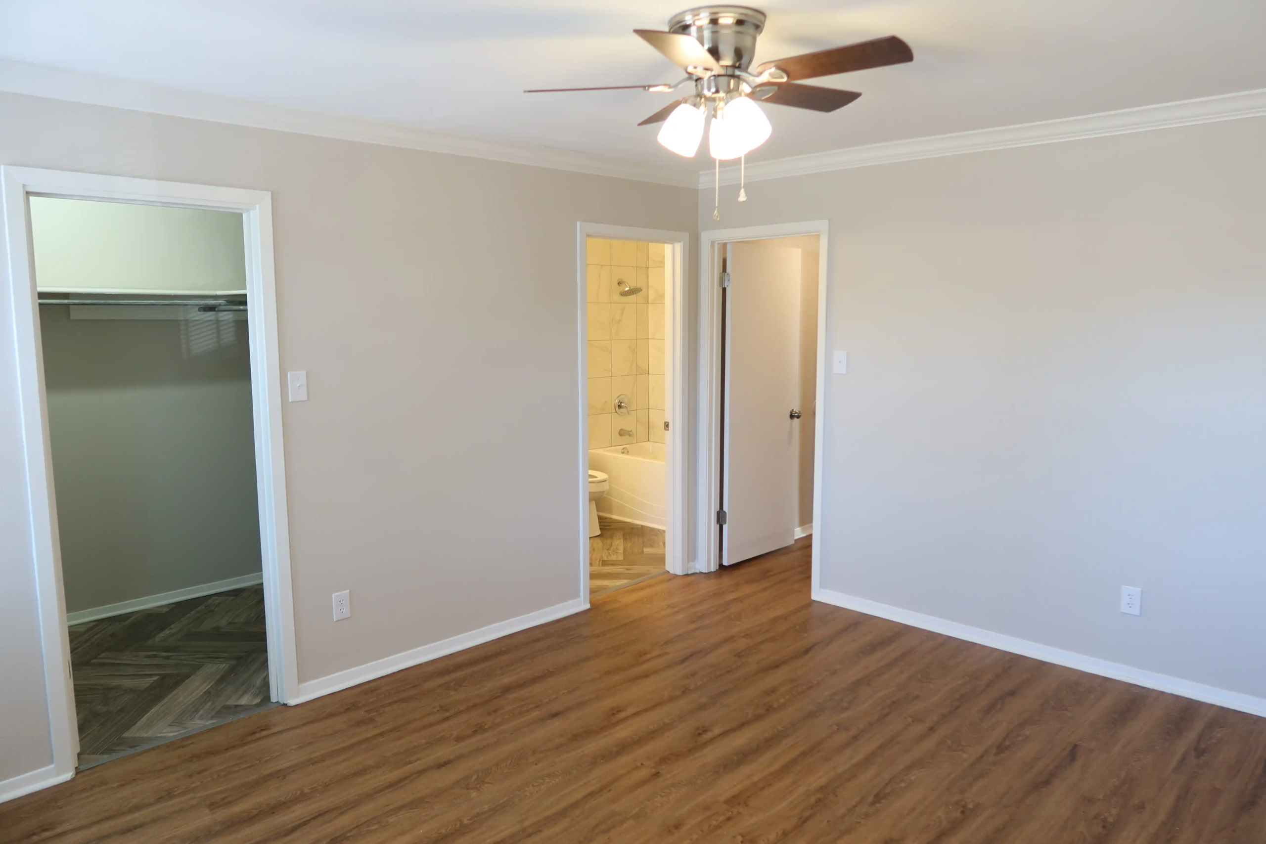 430 Erin St – Second Bedroom